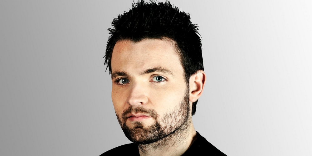 Zero Sanity - Hit The Floor (Feat. Kevin Kaos)